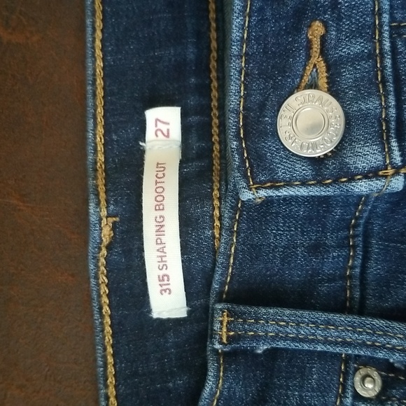 EE - Levi's 315 Shaping Bootcut 28.5L/27W - Picture 2 of 9